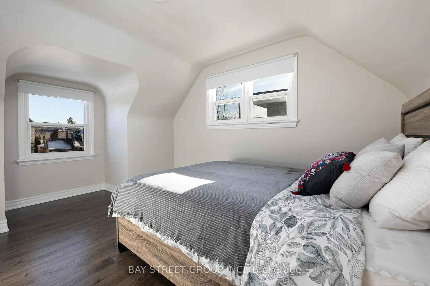 112 Bevdale Road photo 4