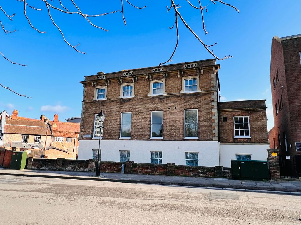 Additional image 17 of 2 bed flat to rentWindsor House, The Crescent, Taunton TA1