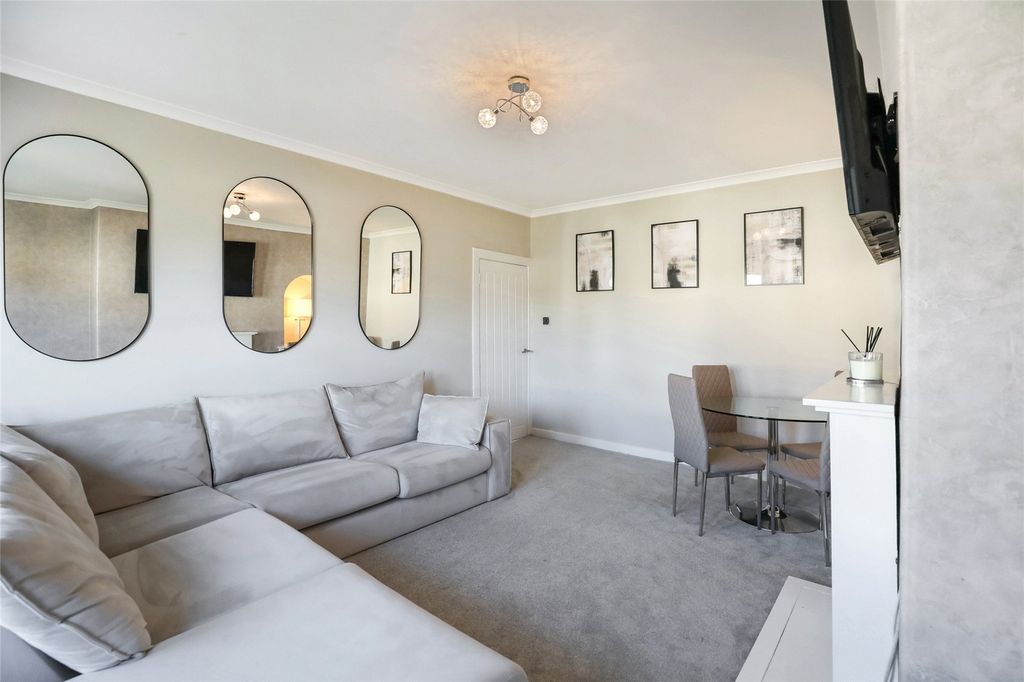 Additional image 3 of 2 bed flat for saleMacbeth Road, Stewarton, Kilmarnock, East Ayrshire KA3