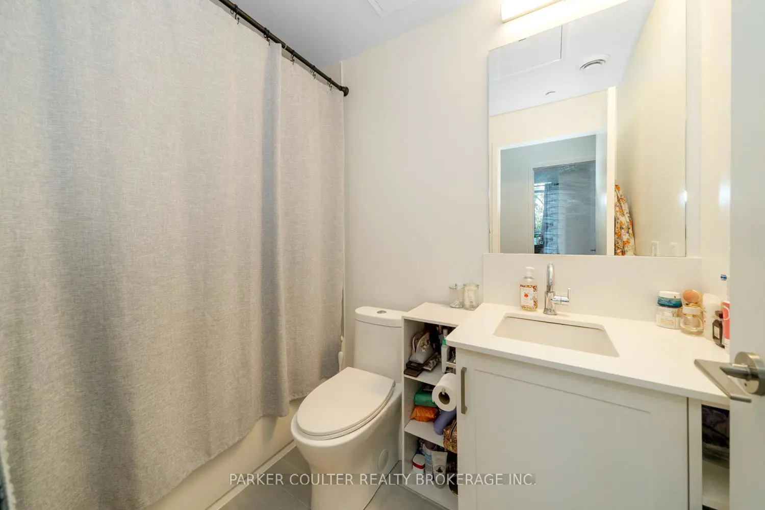 Additional image 11 of 681 Yonge Street 114