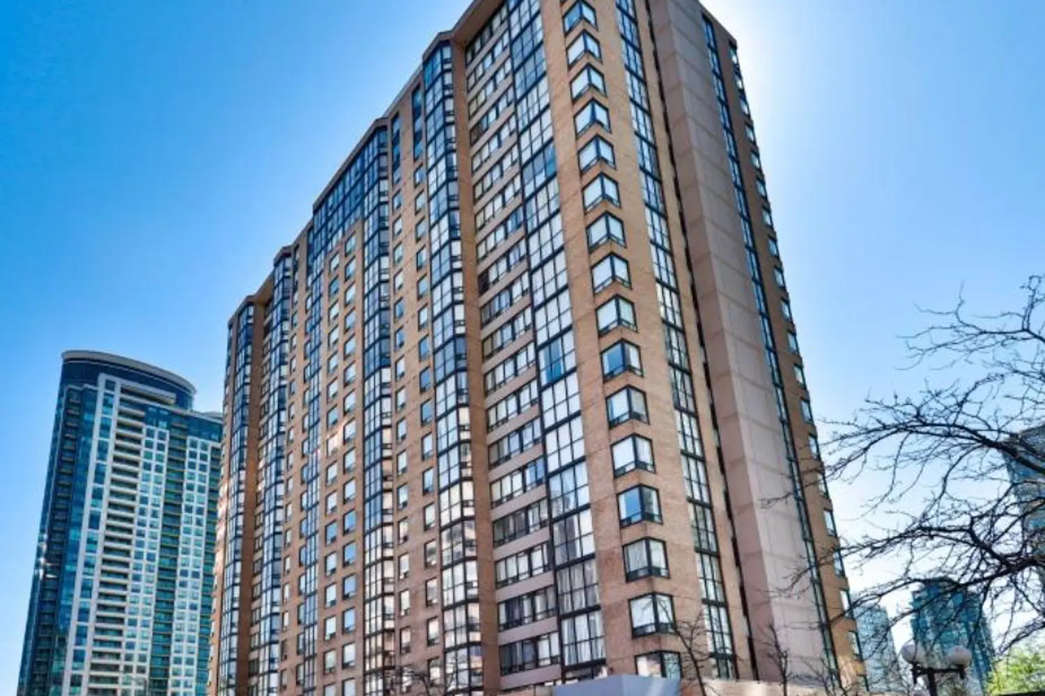 285 Enfield Place 1503