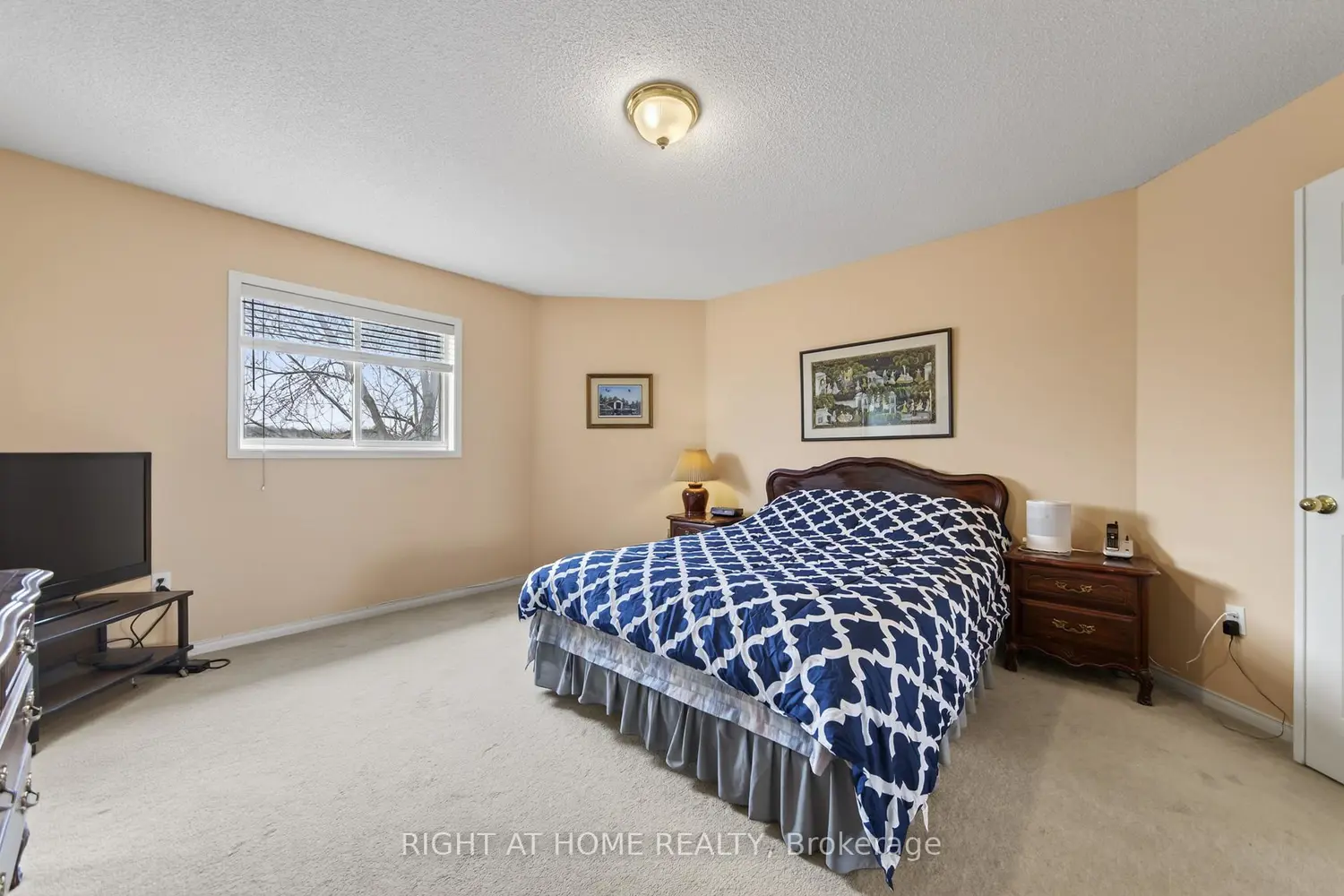 Additional image 12 of 1338 Vincent Crescent