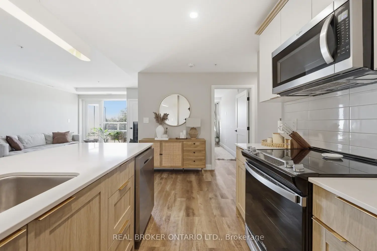 Additional image 17 of 34 Norman Street 313