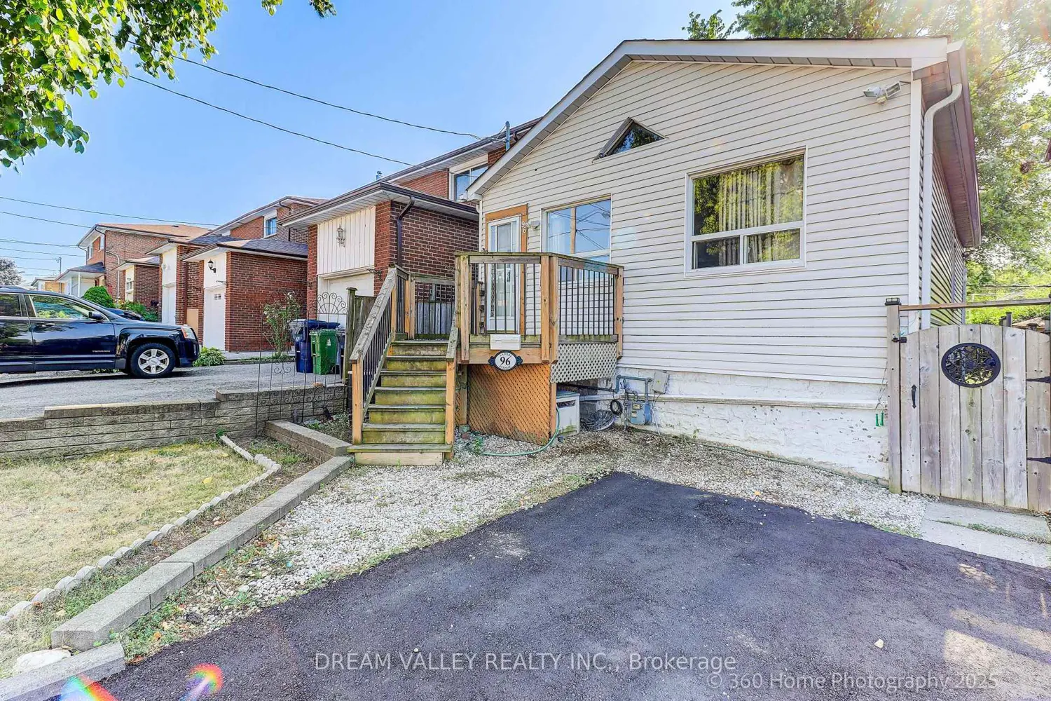 Additional image 19 of 96 Laurel Avenue