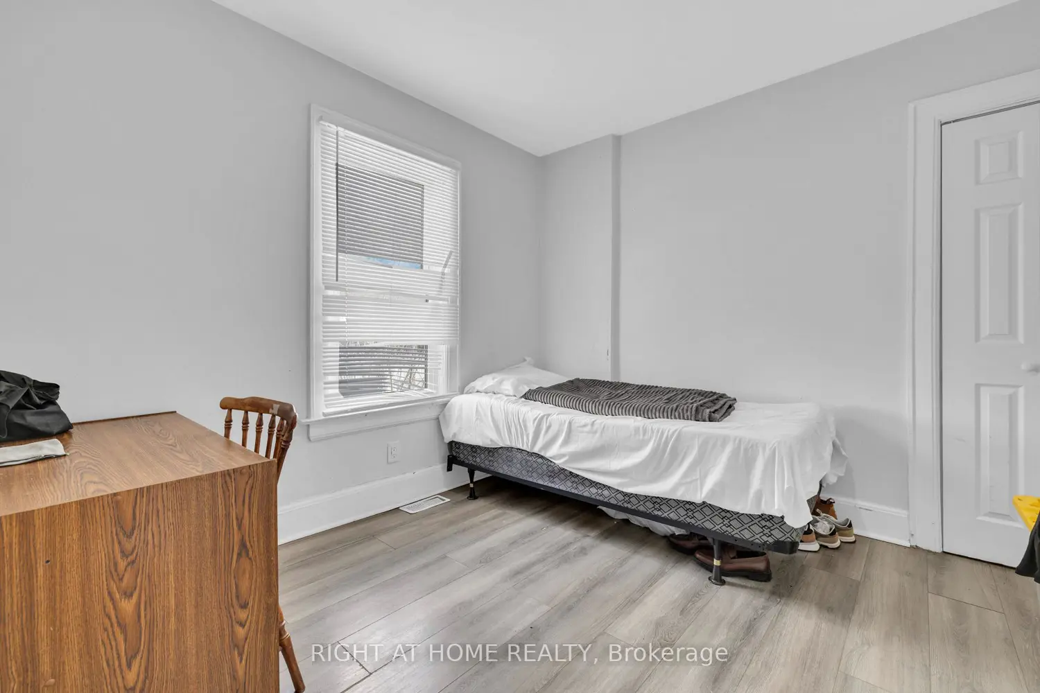 Additional image 8 of 3497 Peter Street