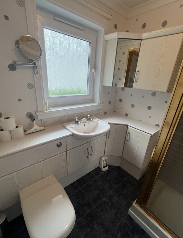 Additional image 10 of 2 bed end terrace house to rentBurnside, Broxburn EH52