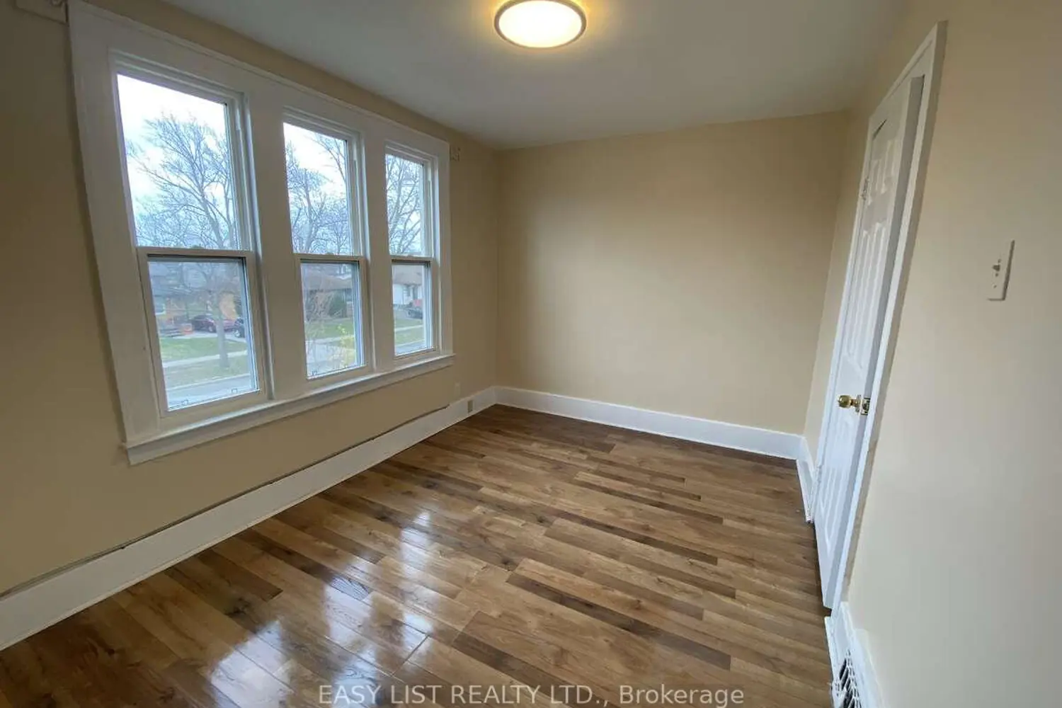 Additional image 5 of 731-733 Partington Avenue