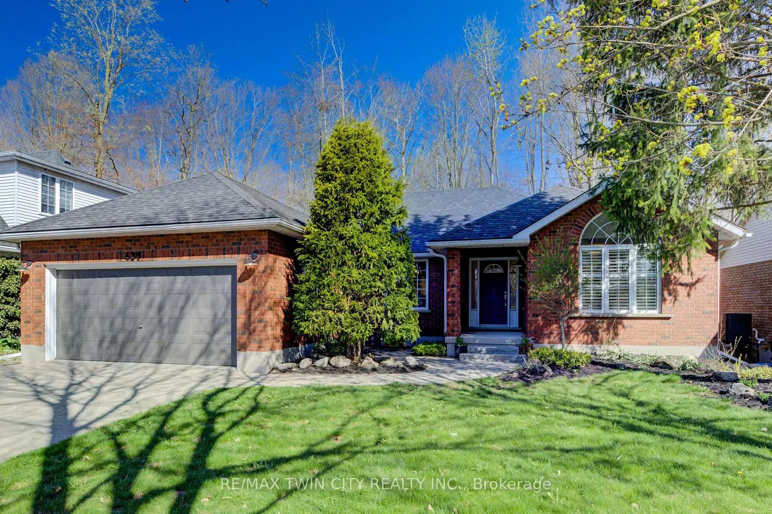 439 Northlake Drive