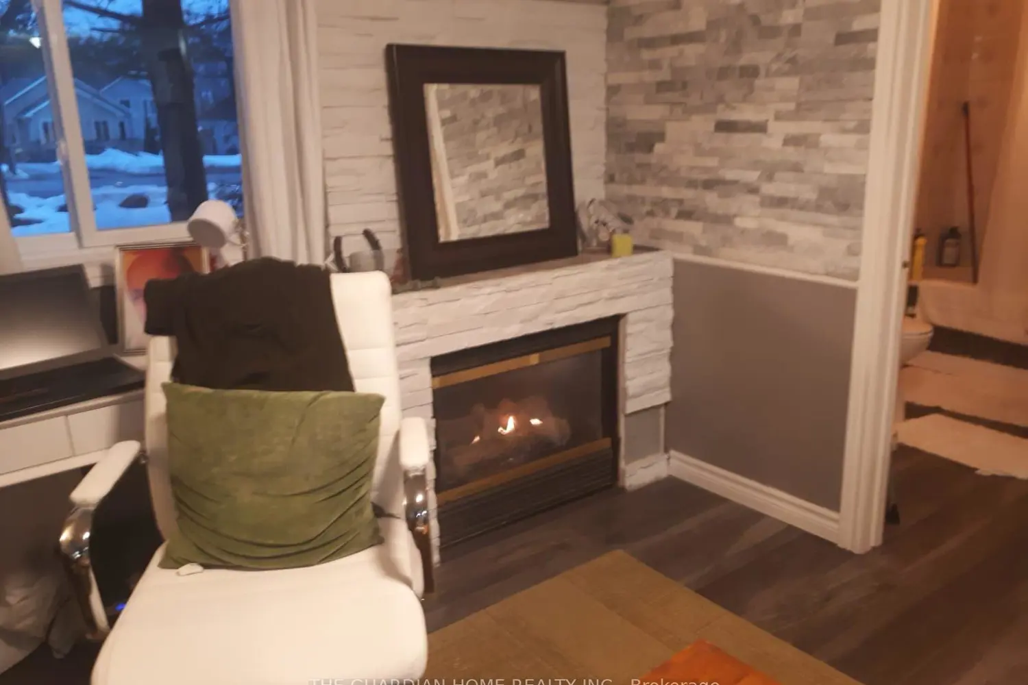 28 & 30 Thompson Drive photo 5