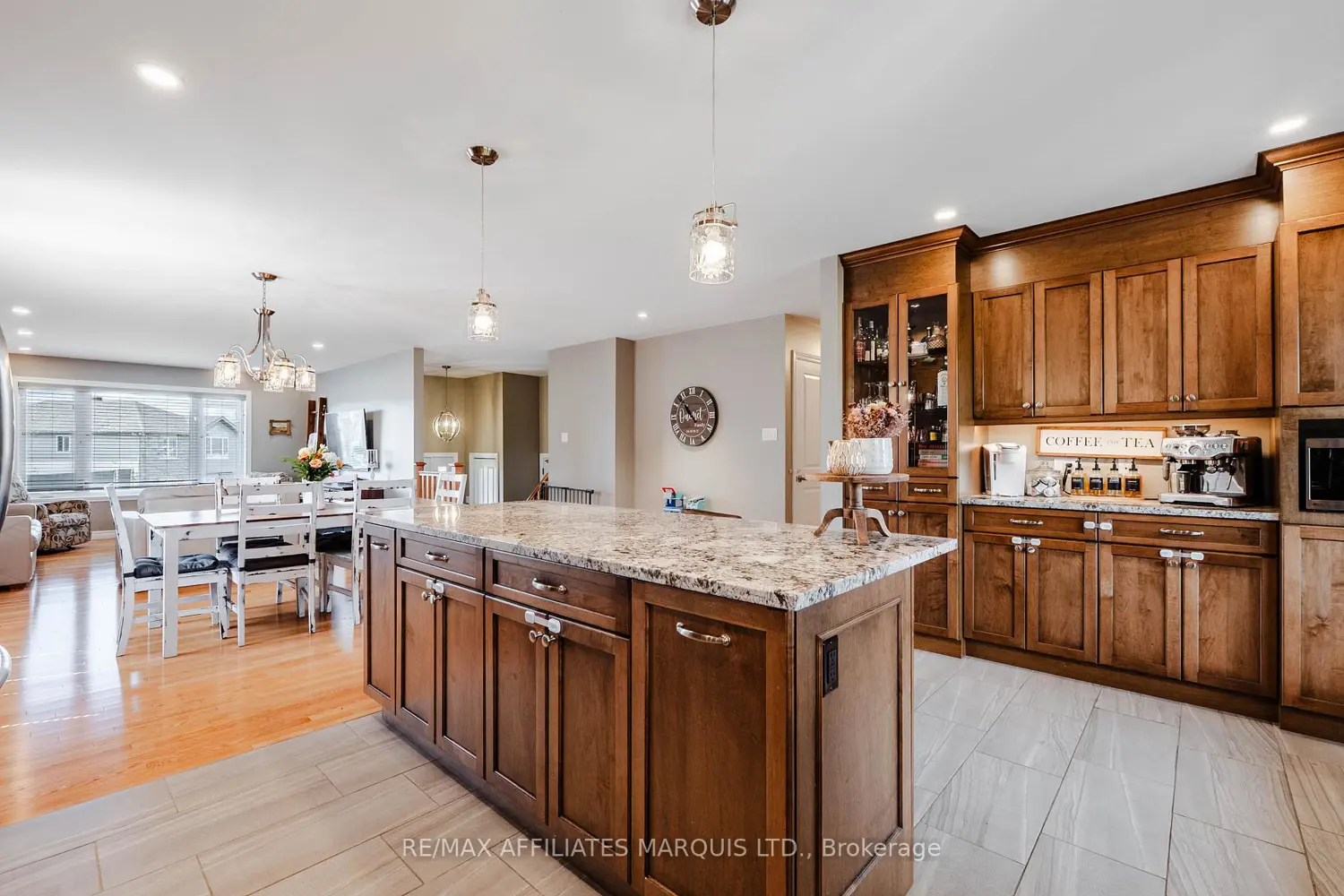Additional image 5 of 100 Forestdale Crescent