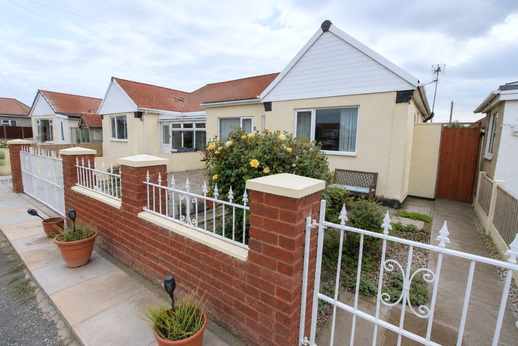 Additional image 17 of 2 bed bungalow for saleArnold Gardens, Kinmel Bay LL18