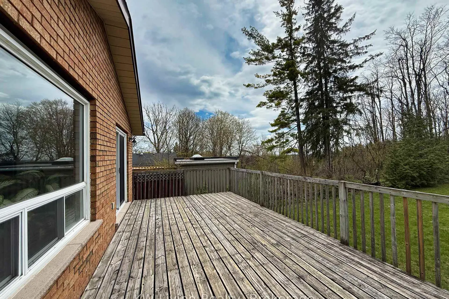 Additional image 9 of 833 Fairbairn Street
