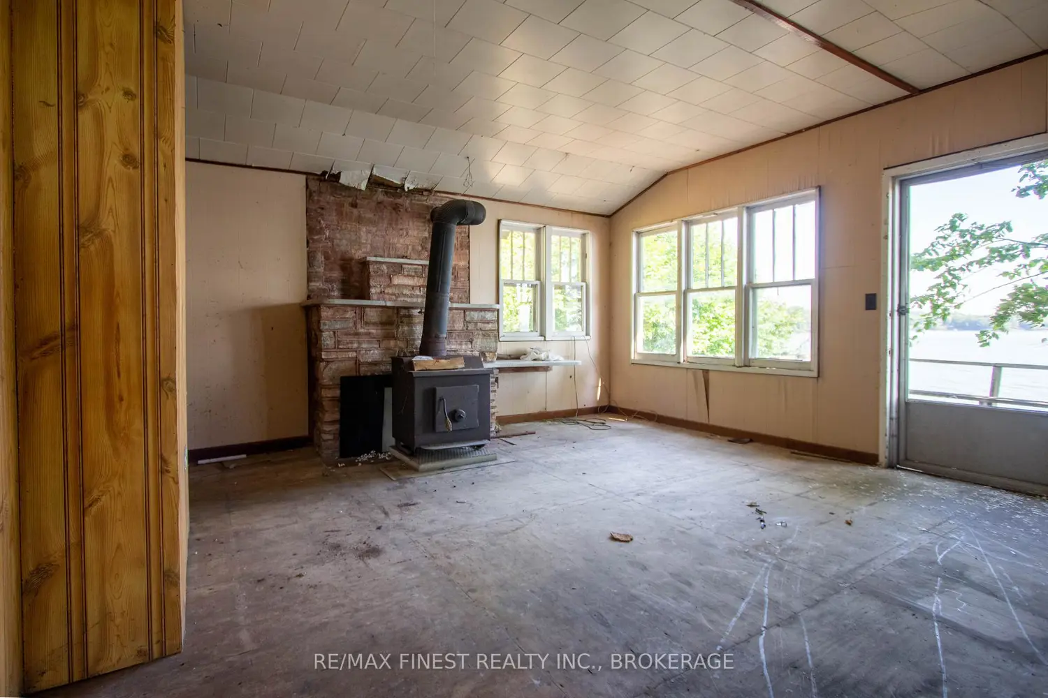 Additional image 12 of 4049 Hiawatha Lane