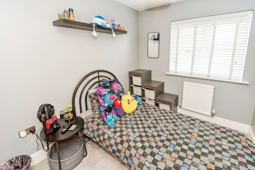 Additional image 13 of 3 bed semi-detached house for saleNursling Street, Nursling, Southampton SO16