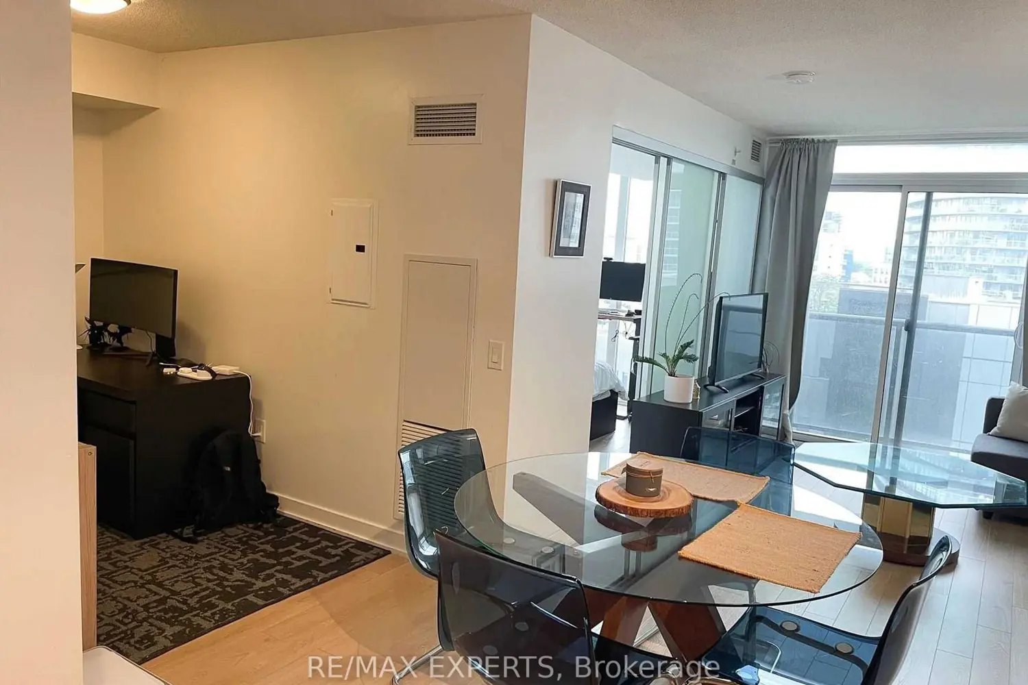 Additional image 7 of 85 Queens Wharf Road 805