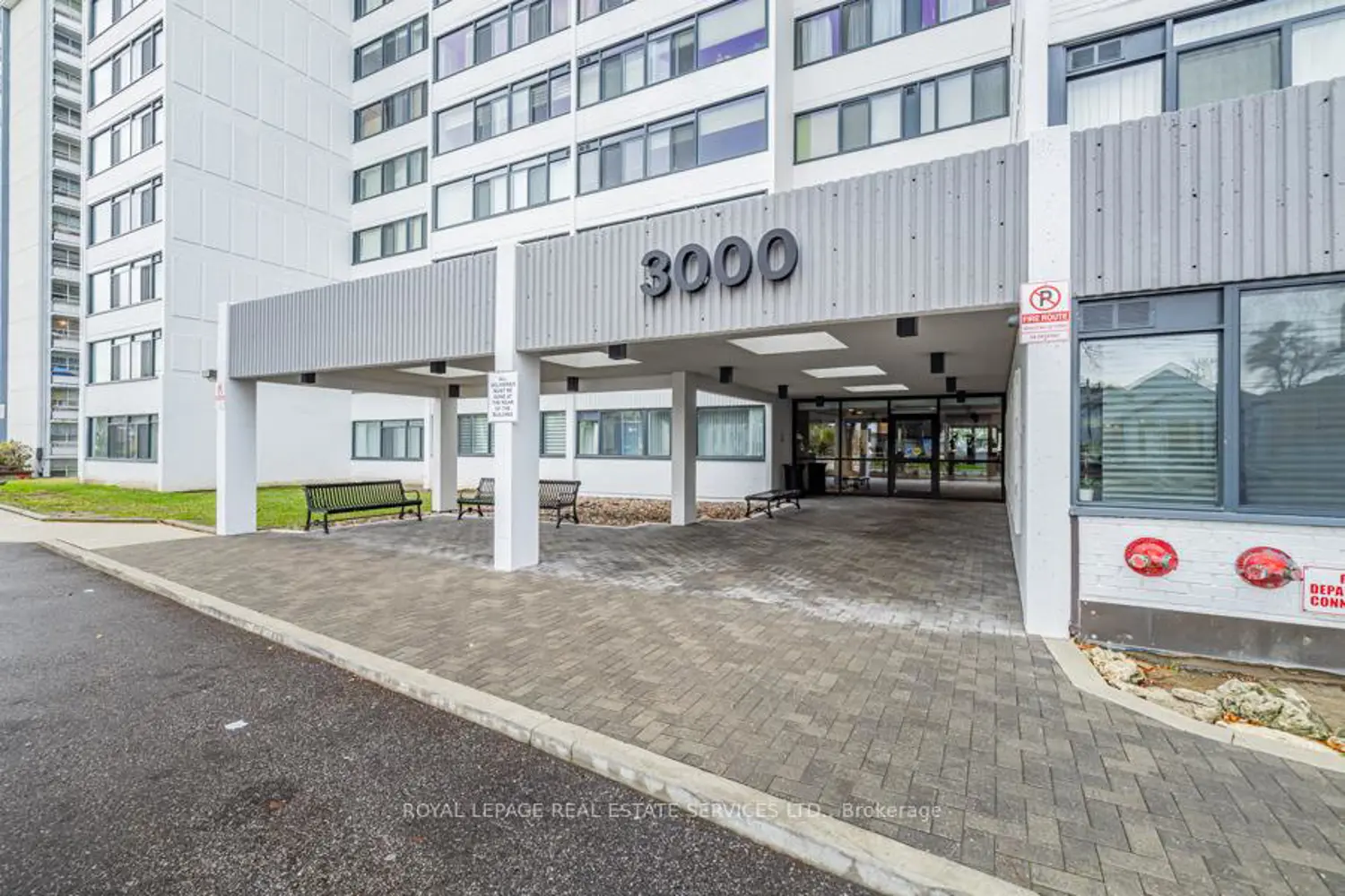 Additional image 15 of 3000 Bathurst Street 706