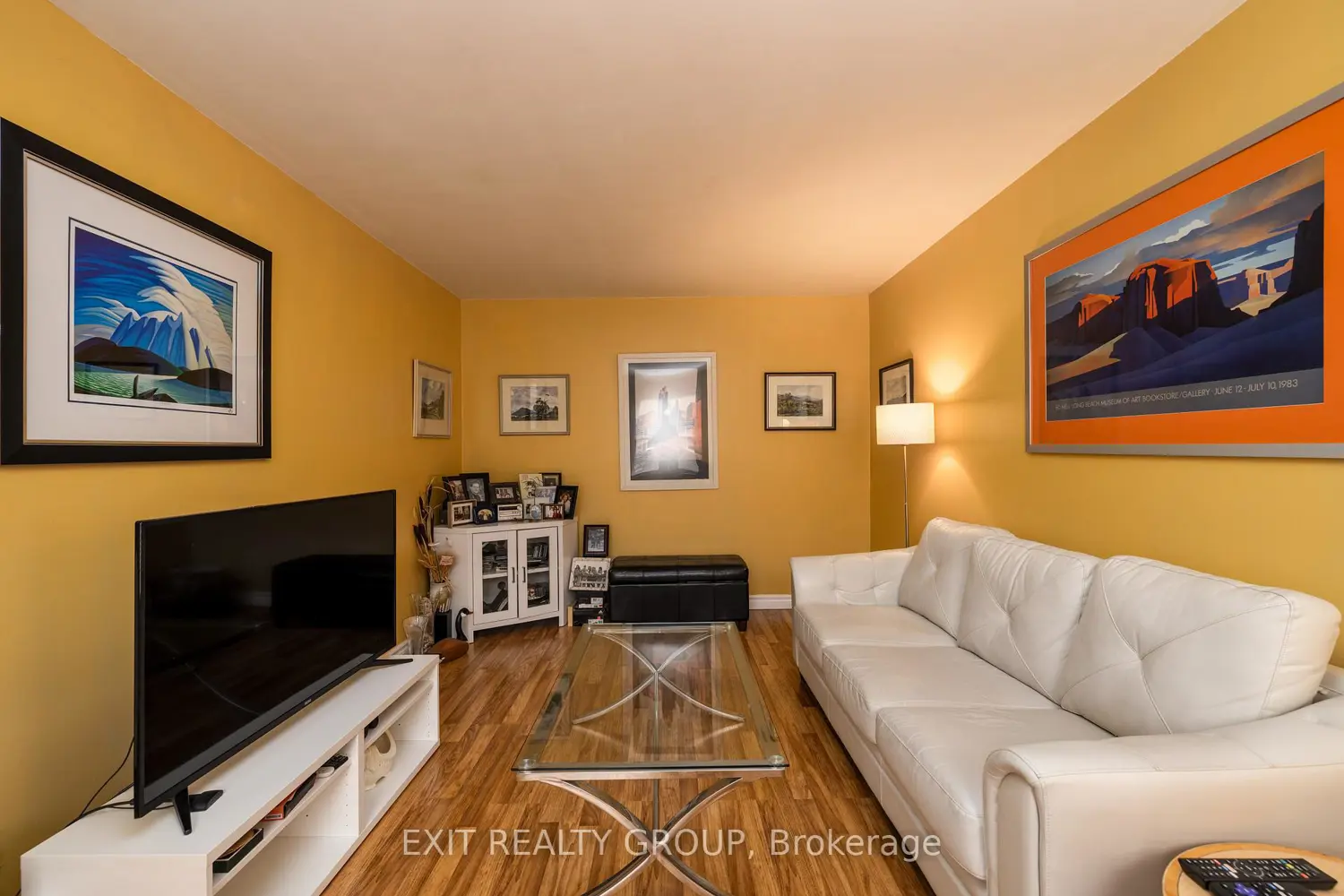 Additional image 4 of 19 Tracey Park Drive 36