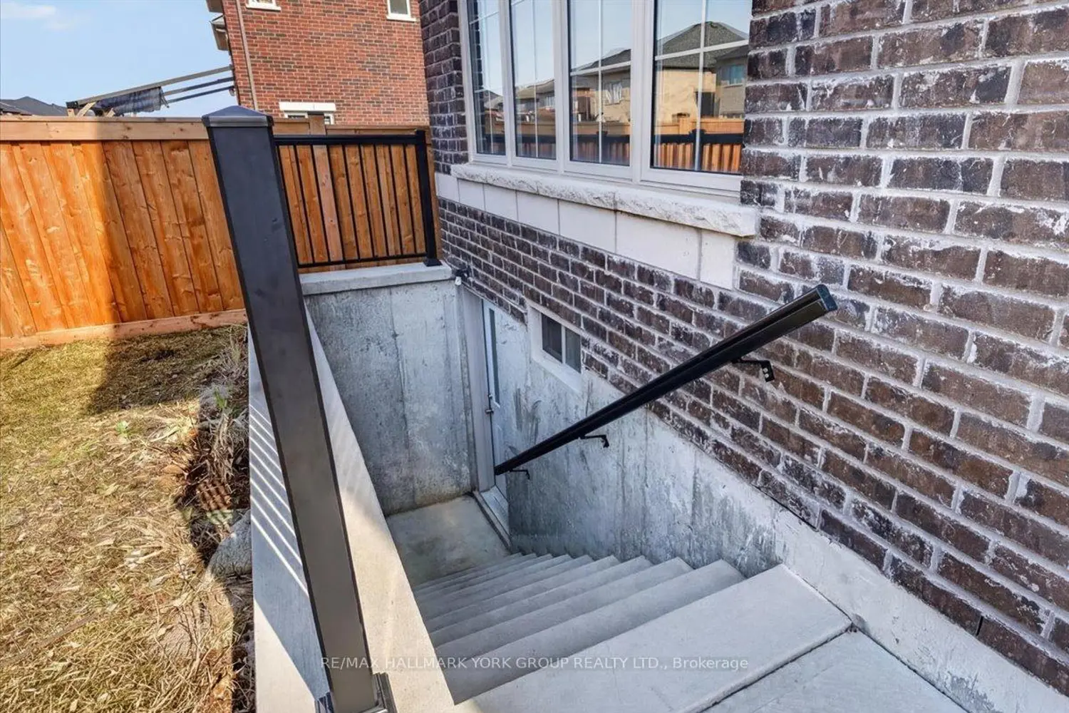 Additional image 13 of 1310 Broderick Street