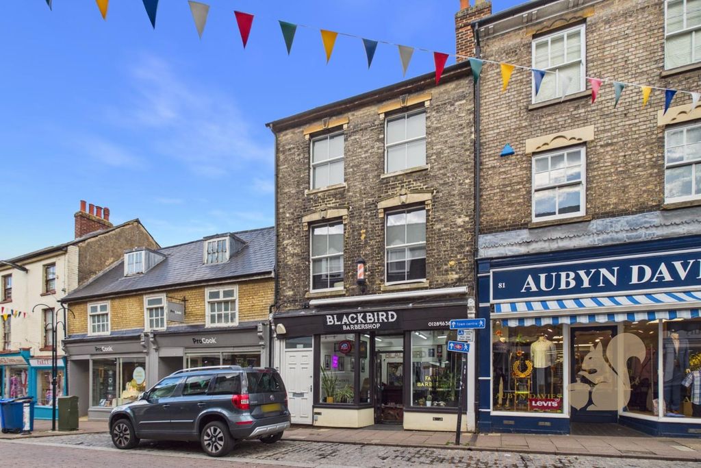 2 bed flat to rentSt. Johns Street, Bury St. Edmunds IP33