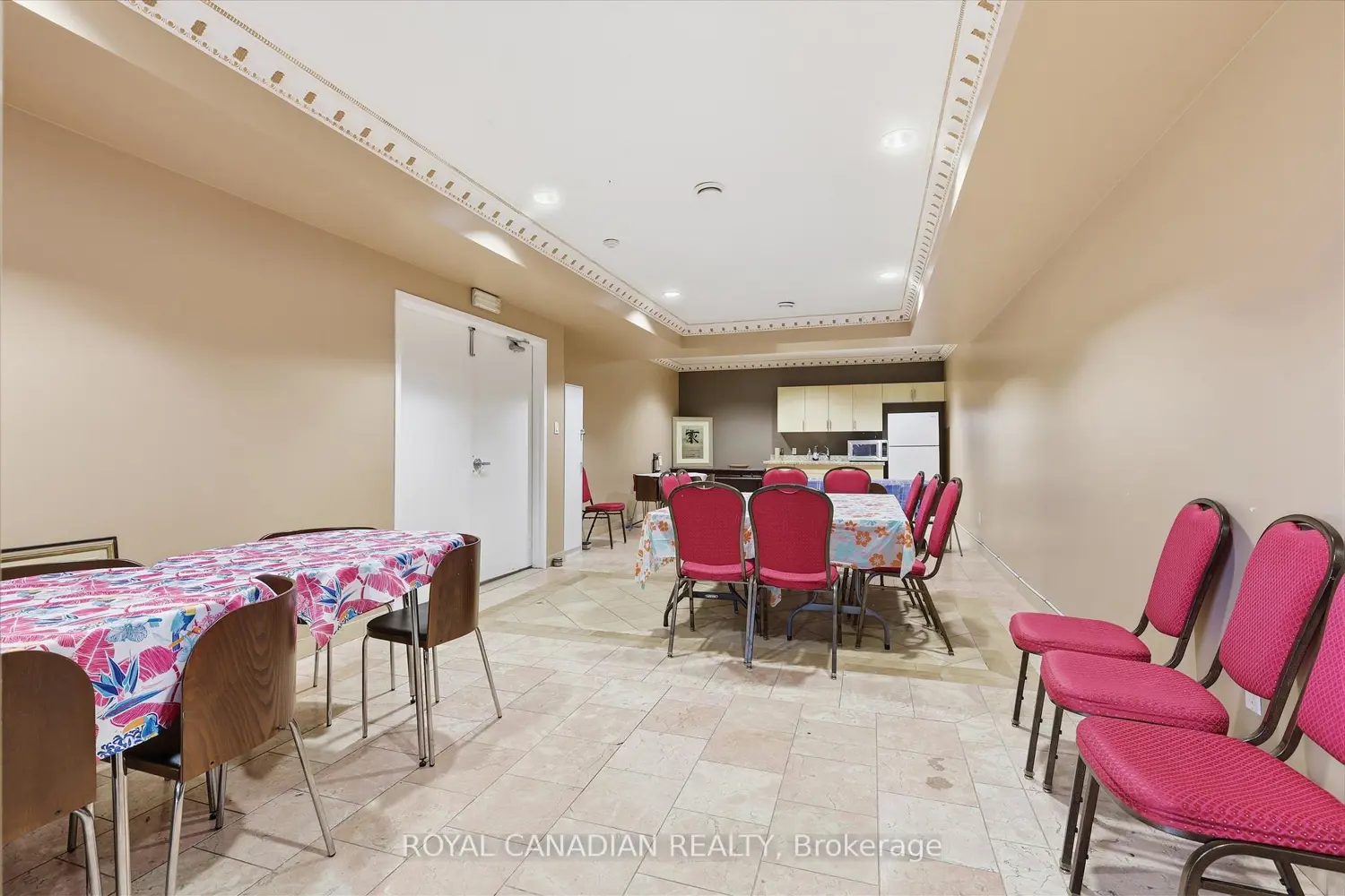 Additional image 16 of 7405 Goreway Drive 619