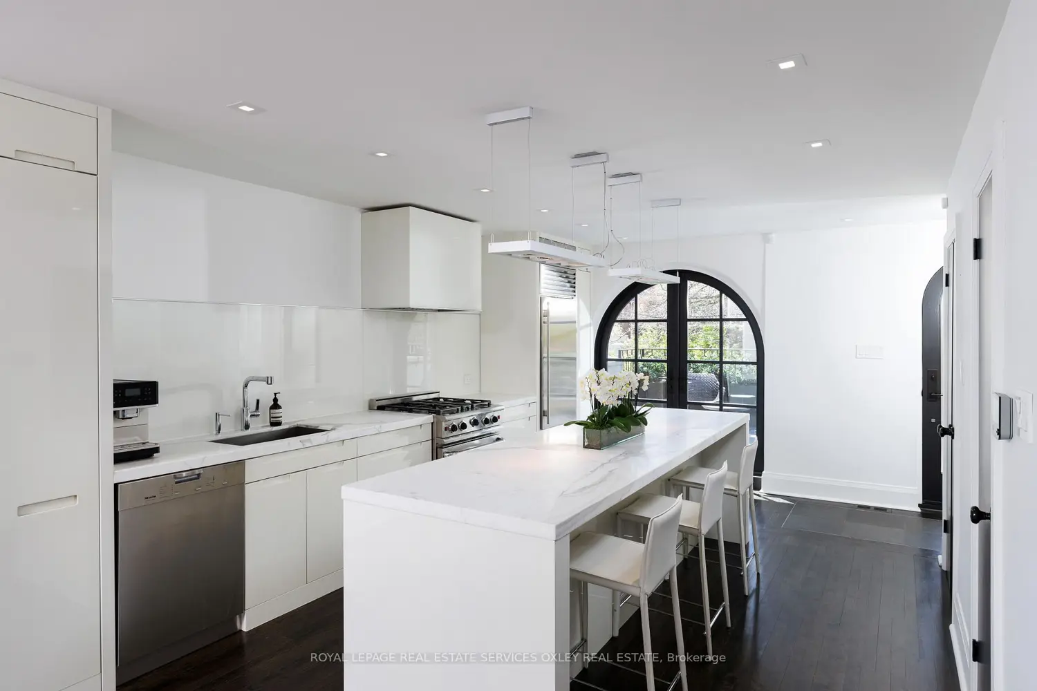 42 Rowanwood Avenue photo 2