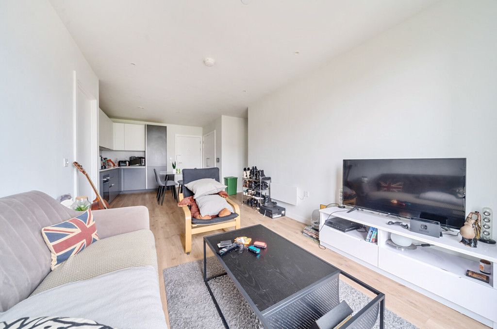 Additional image 3 of 2 bed flat to rentAspin Lane, Manchester M4
