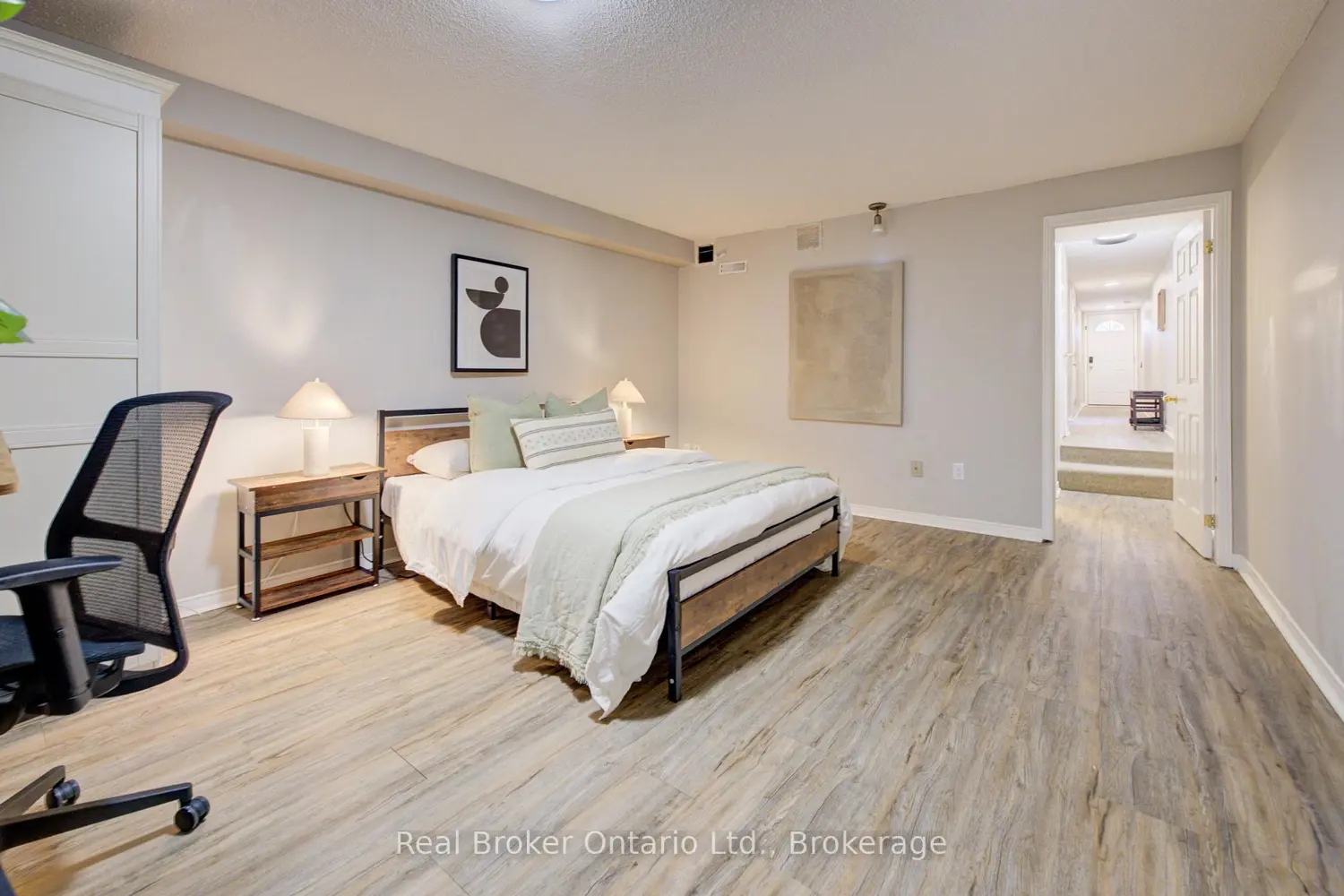 Additional image 2 of 895 Maple Avenue 617