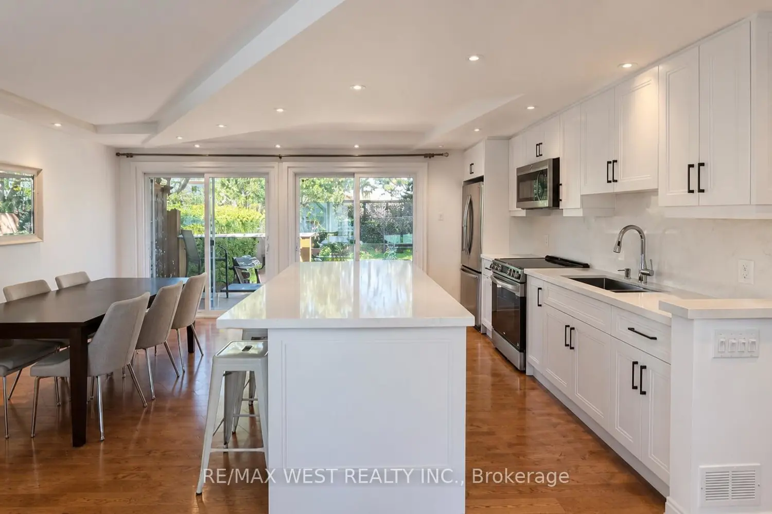 94 White Heather Boulevard