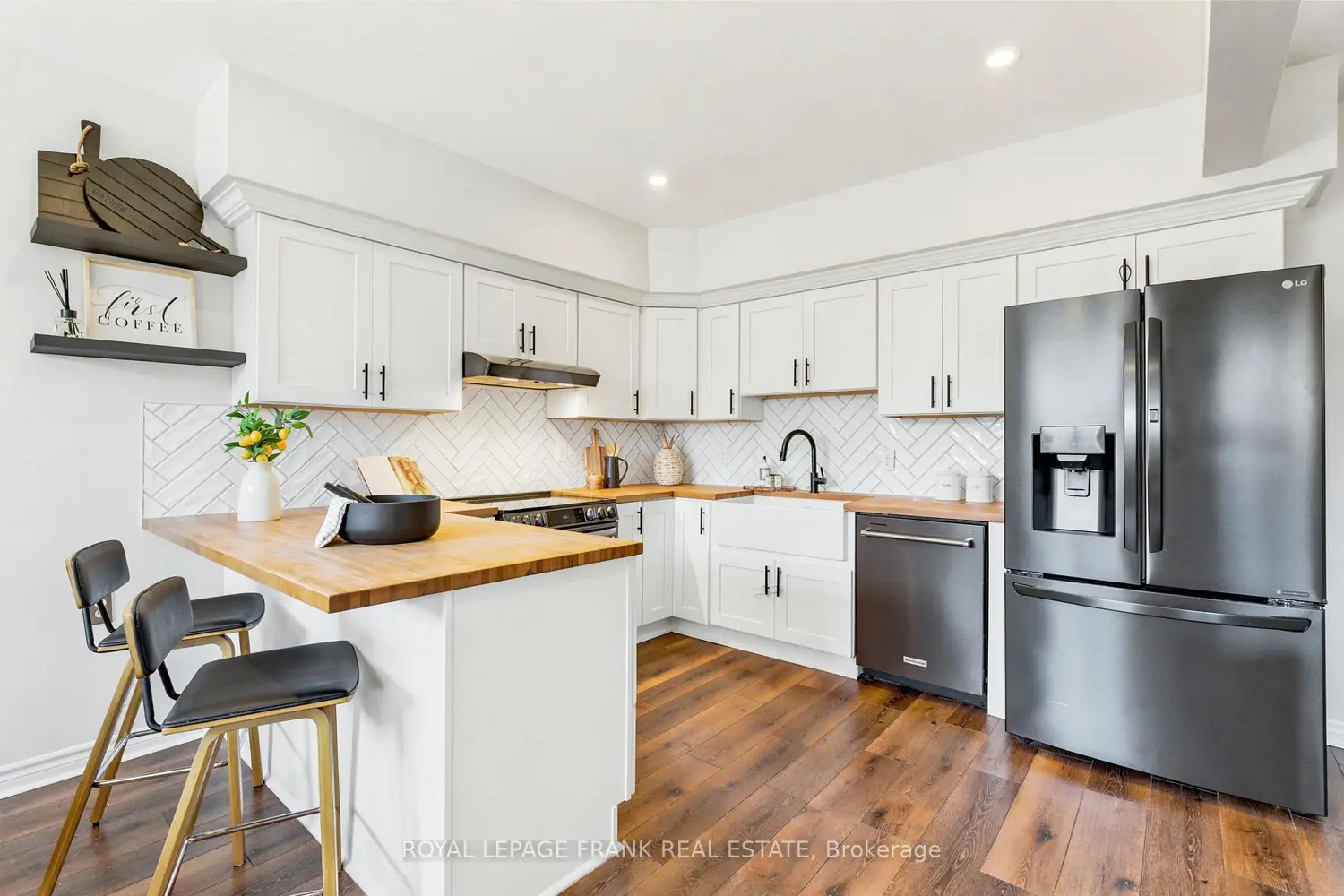 72 Broadlands Crescent photo 3