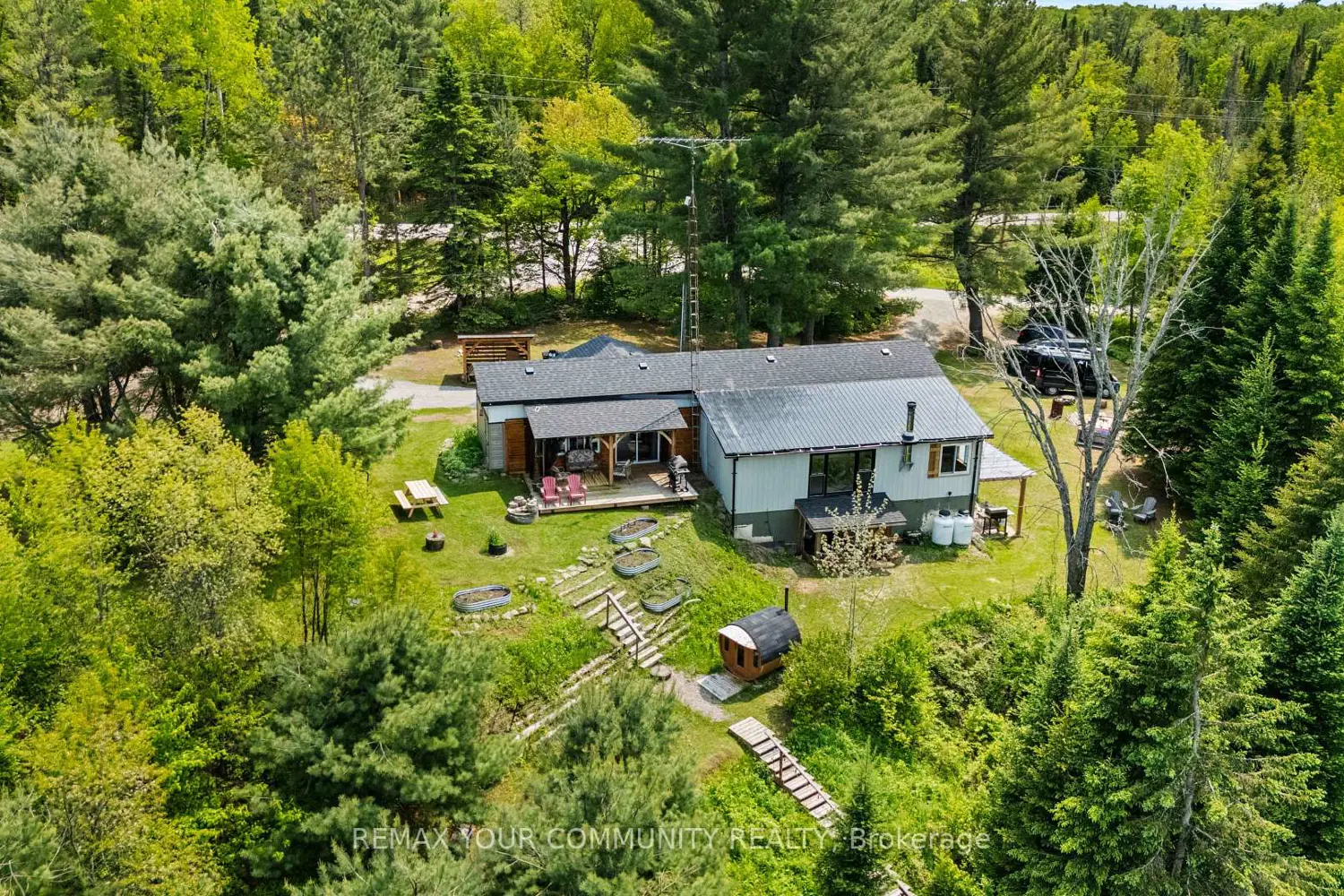 Additional image 20 of 1009 Summerville Road
