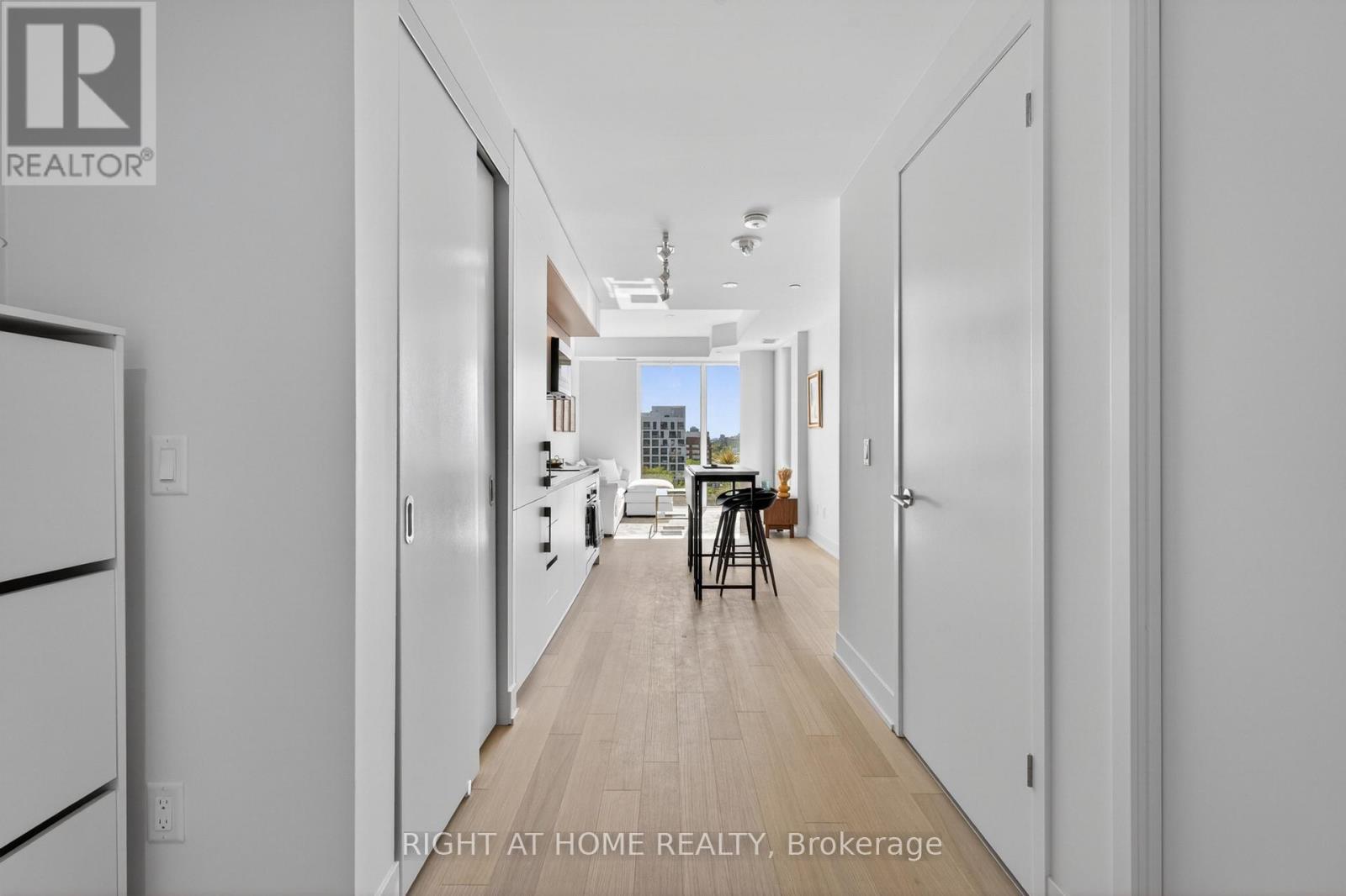 Additional image 3 of 322 Dupont Street, Toronto, ON, M5R0E3