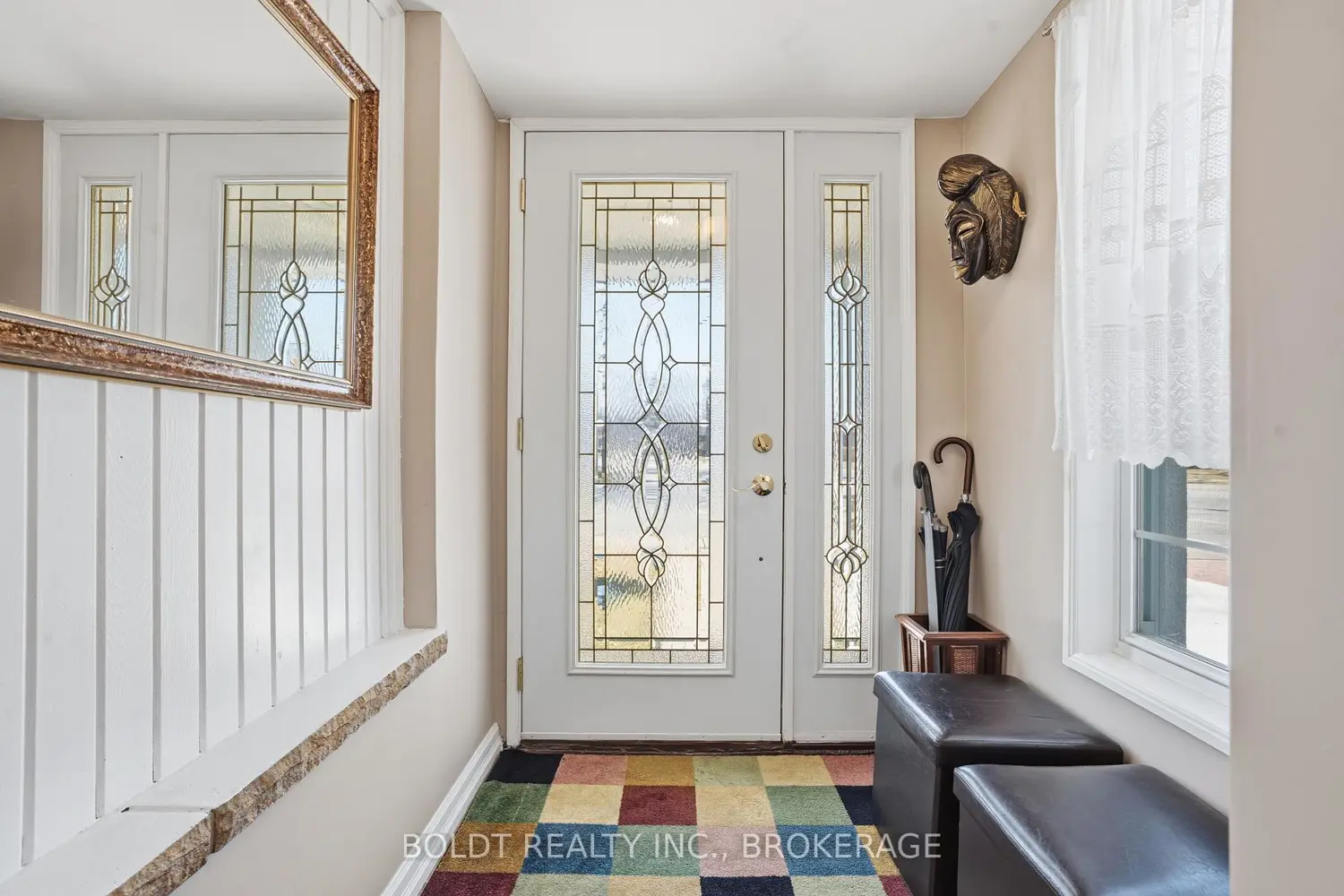 628 Vine Street
