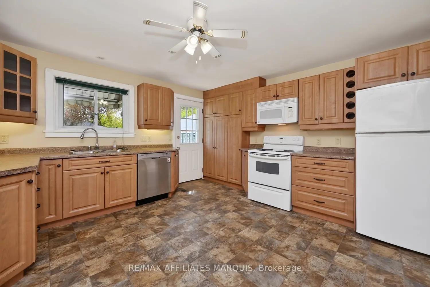 Additional image 7 of 39 Merrick Street