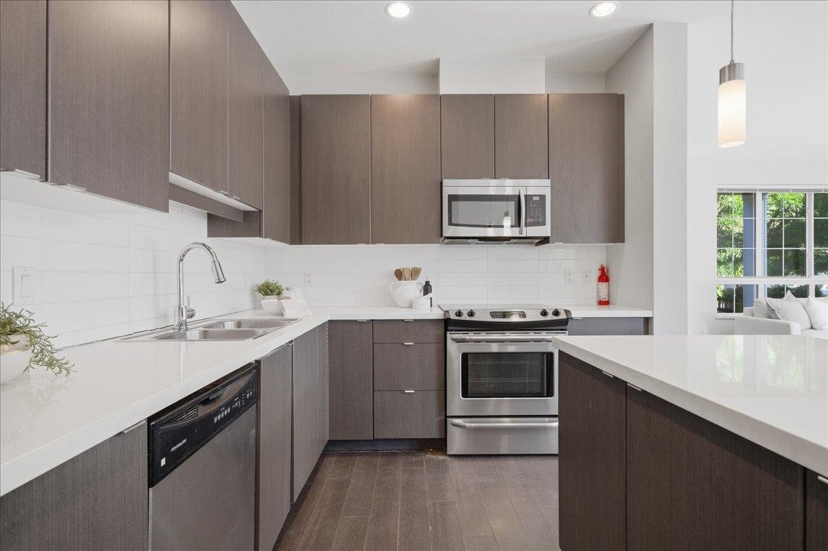 Additional image 5 of 6891 195a Street, Surrey, BC, V4N 6K3