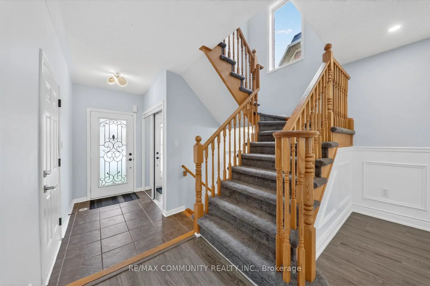 924 Zelinsky Crescent photo 3
