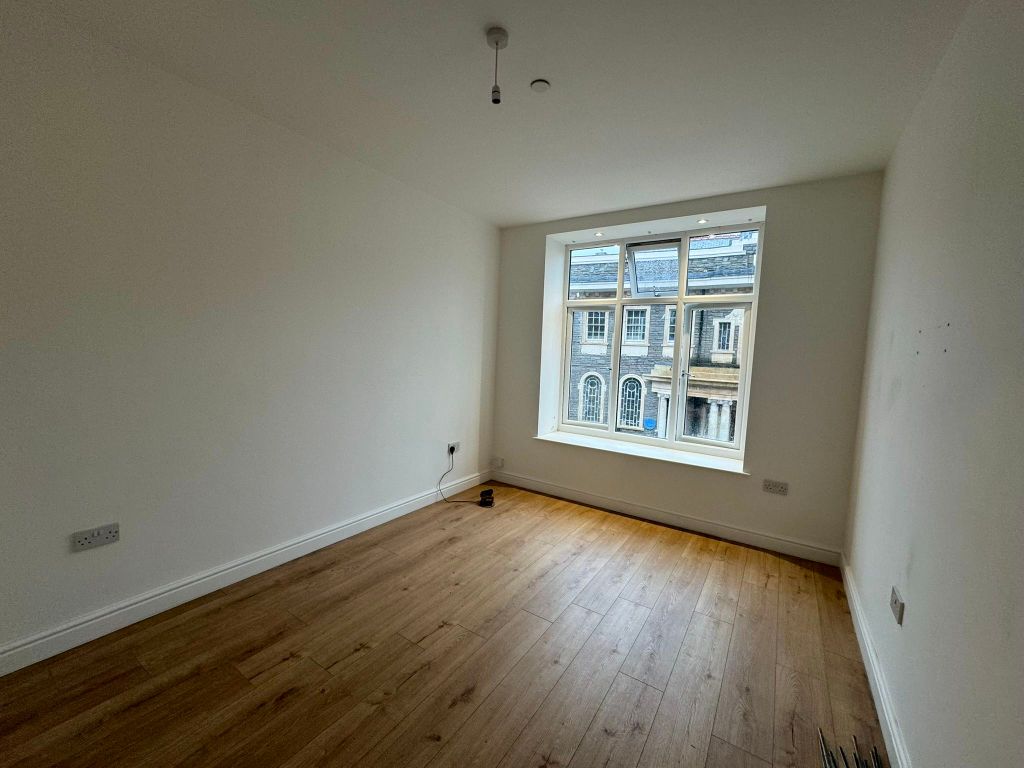 Additional image 4 of 2 bed flat to rentFlat 2, Blue Pearl, Talbot Street, Maesteg CF34