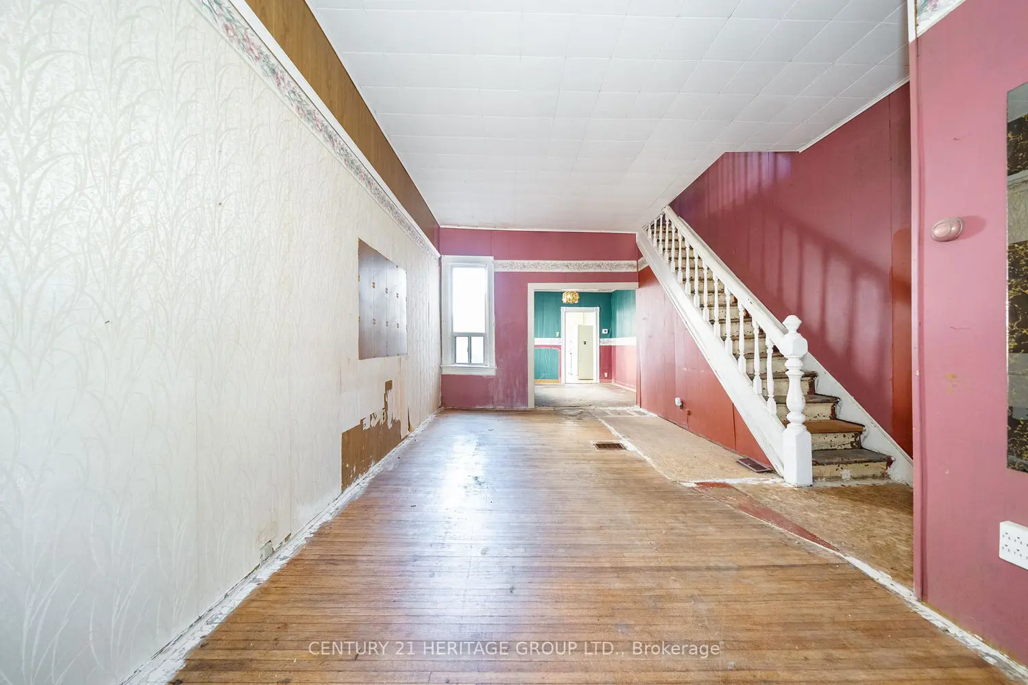 403 Brock Avenue photo 2