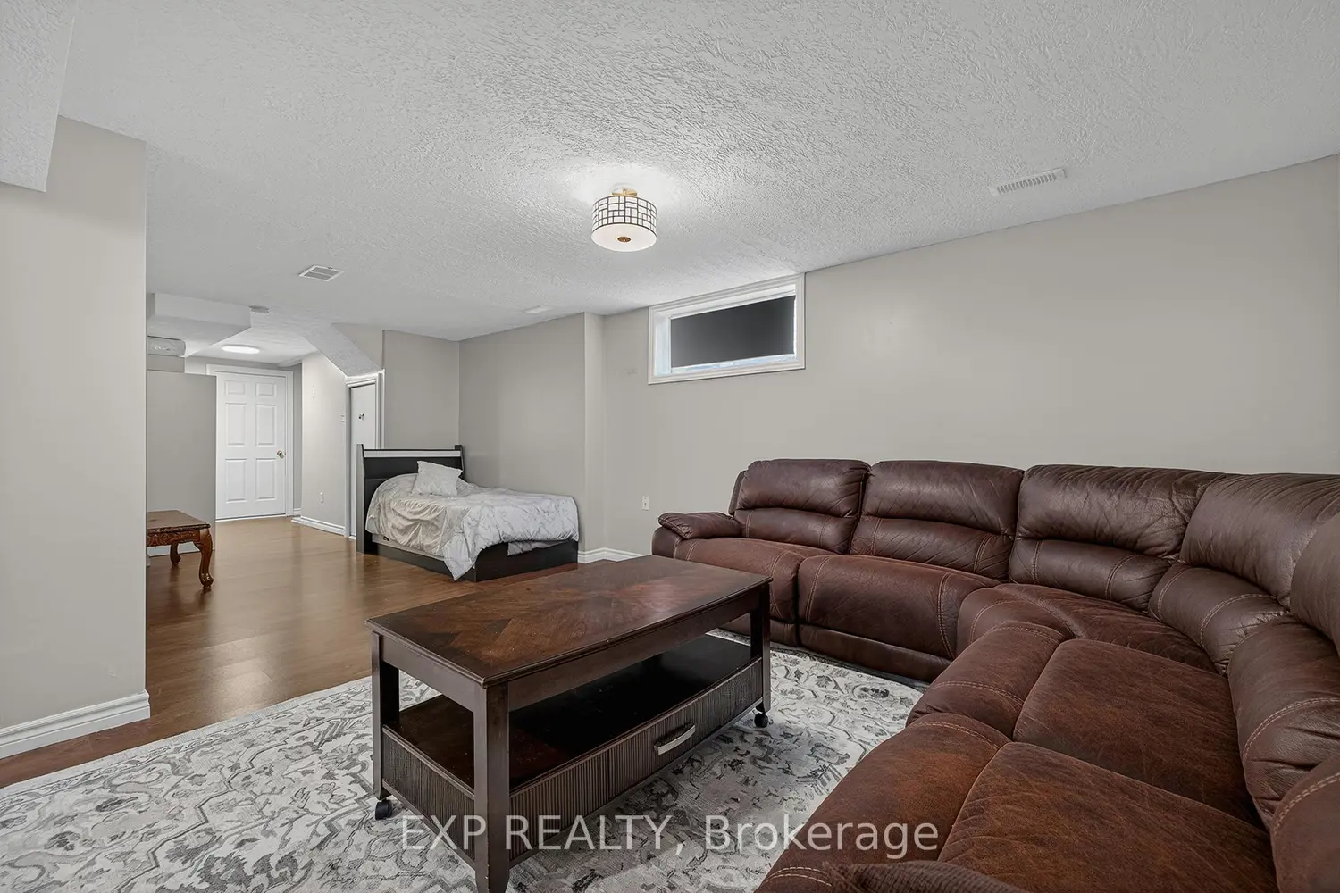 Additional image 16 of 512 Snowdrop Court
