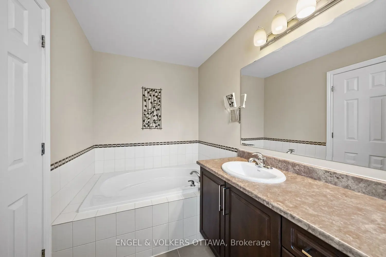 Additional image 12 of 107 Mancini Way