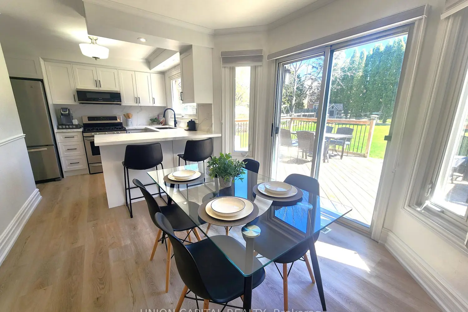 37 Carmody Lane photo 2