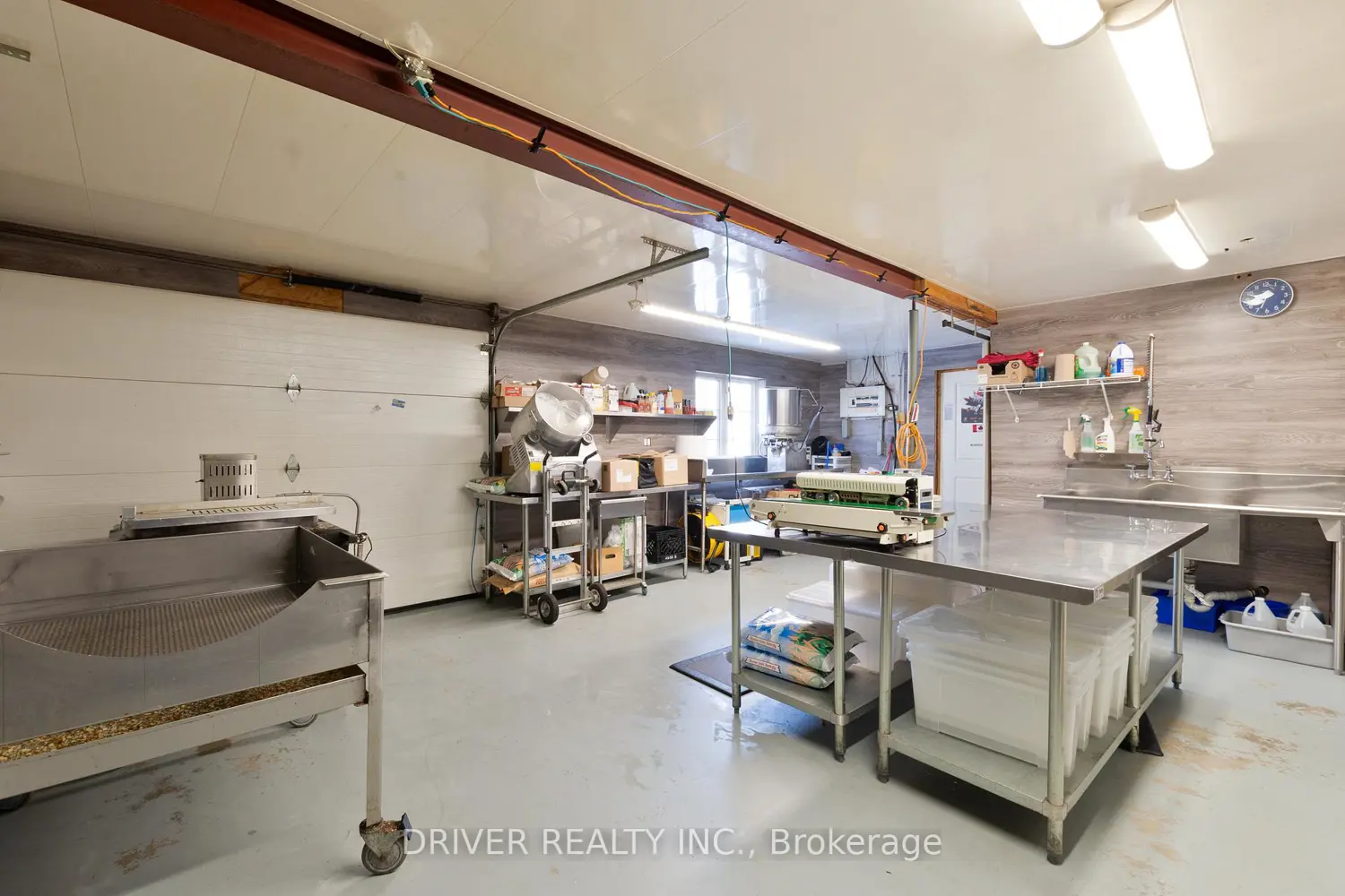 Additional image 17 of 36 Spruce Street