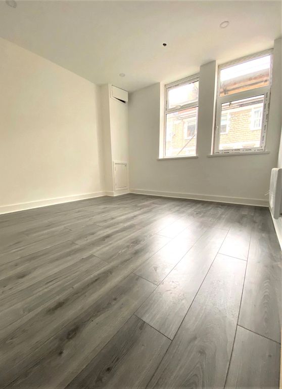 Additional image 2 of 2 bed flat to rentHigh Street, Barry CF62