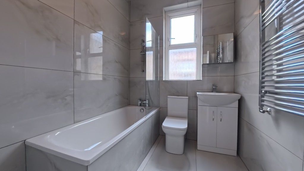 Additional image 8 of 2 bed flat to rentCharlton Road, Weston-Super-Mare BS23