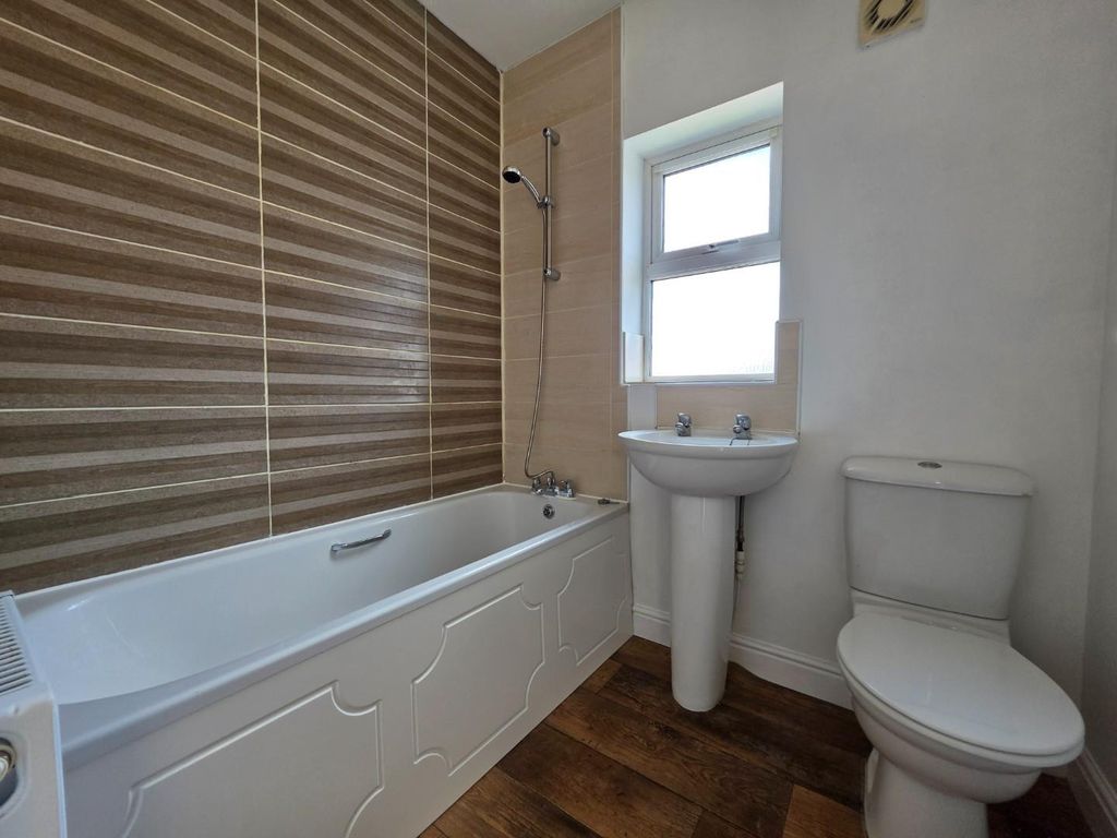 Additional image 15 of 2 bed end terrace house to rentHeron Gate, Scunthorpe DN16