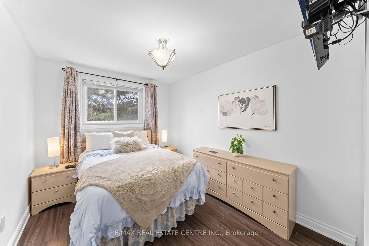 Additional image 10 of 22 Glen Echo Court