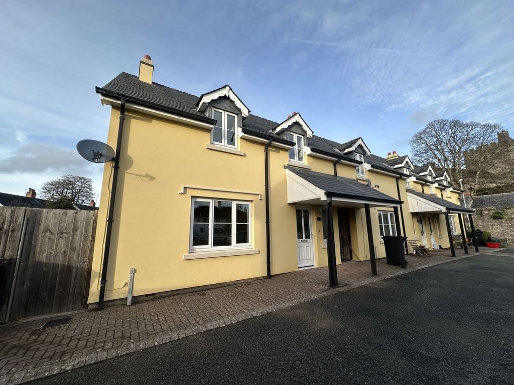 3 bed terraced house to rentCwrt Priory, Brecon LD3