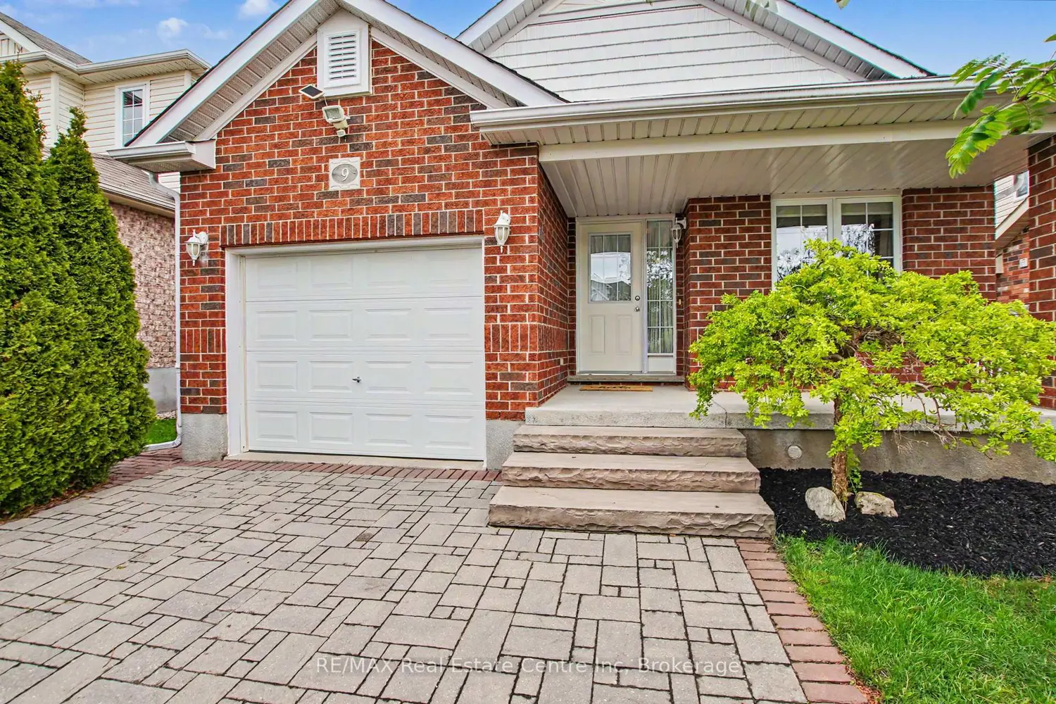 9 Washburn Drive photo 2