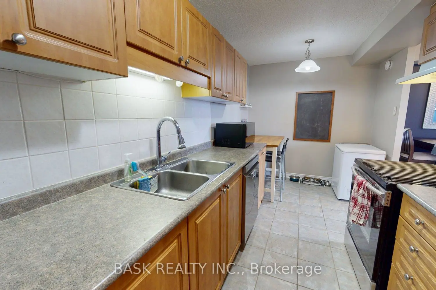 Additional image 9 of 2900 Battleford Road 706
