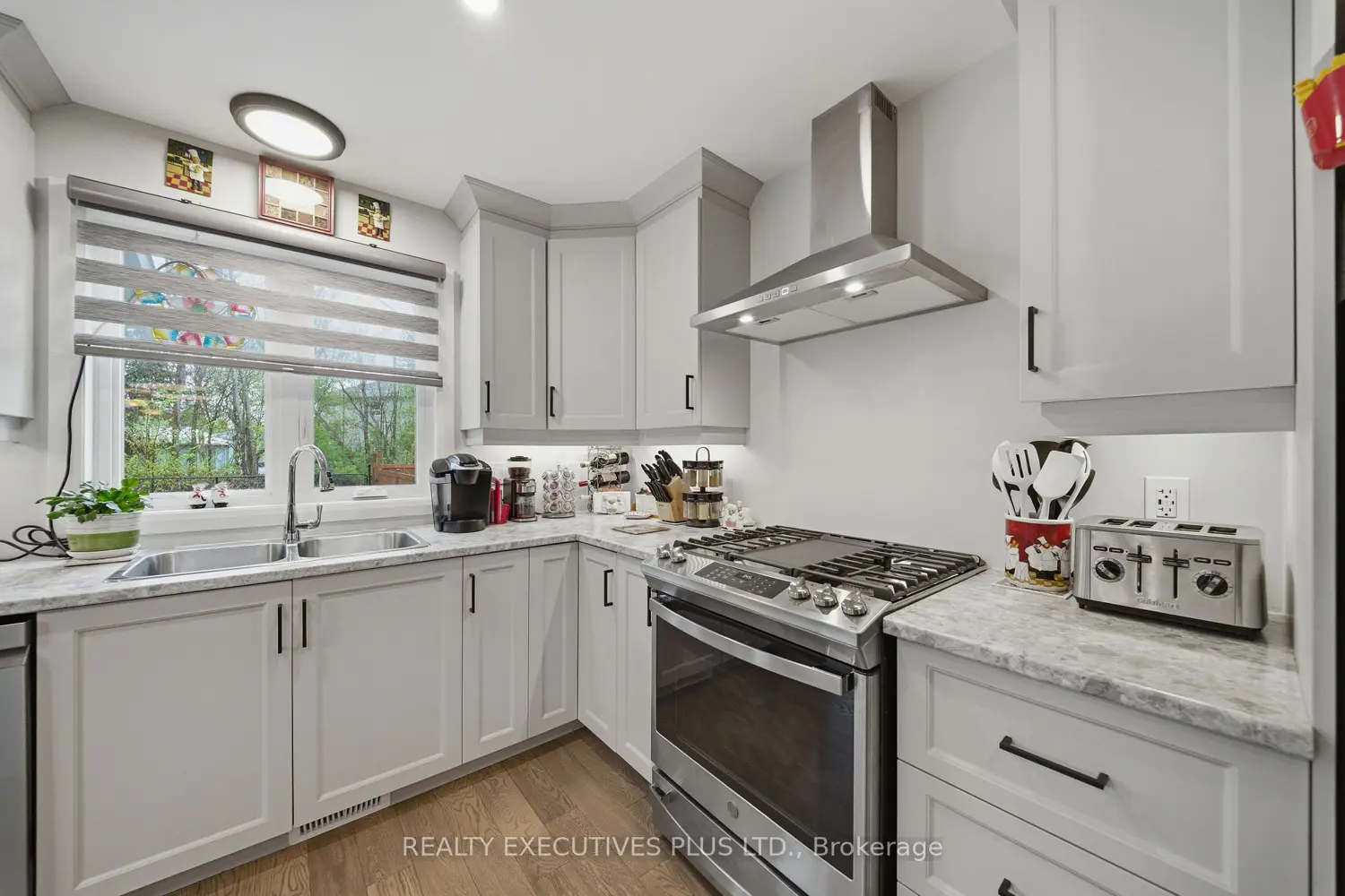 Additional image 6 of 405 Voyageur Place