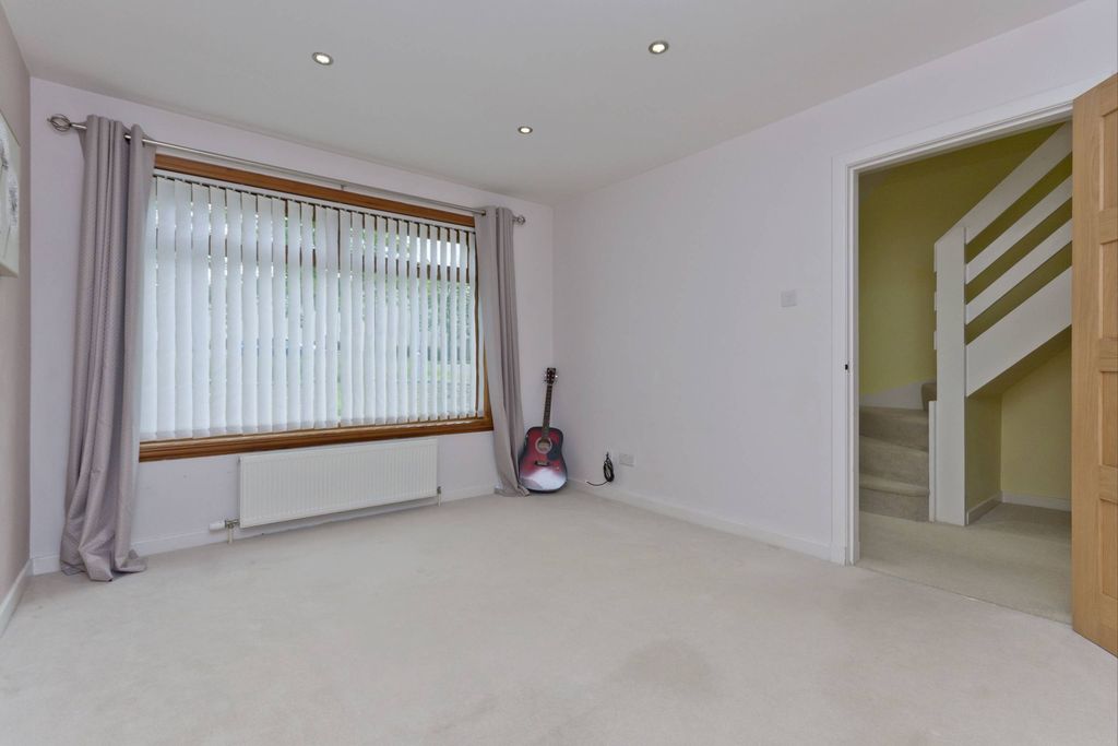 Additional image 4 of 2 bed terraced house to rentOrkney Avenue, Sheddocksley, Aberdeen AB16